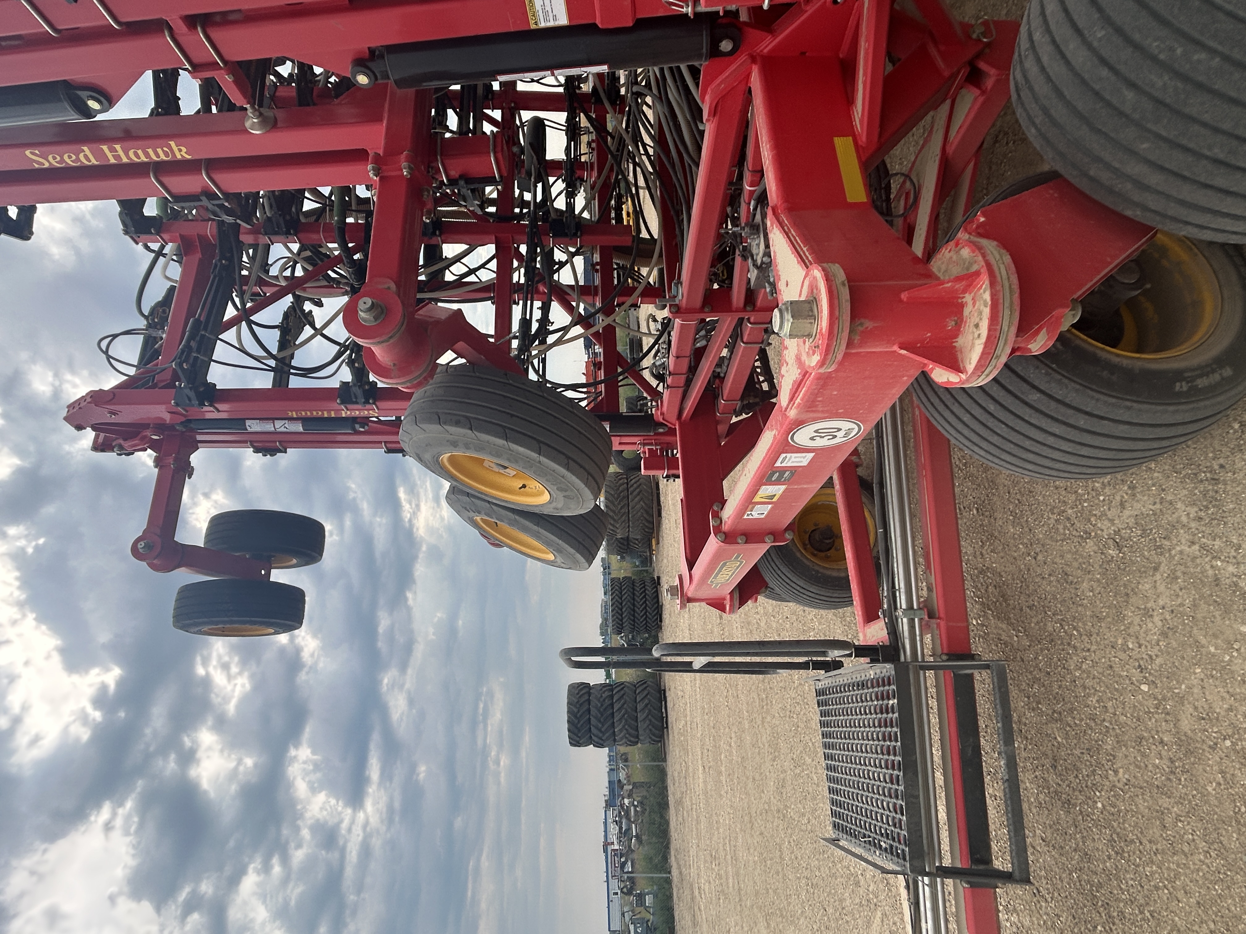 2021 Seed Hawk 6012 & 2020 Flexi-Coil 5860 Air Drill