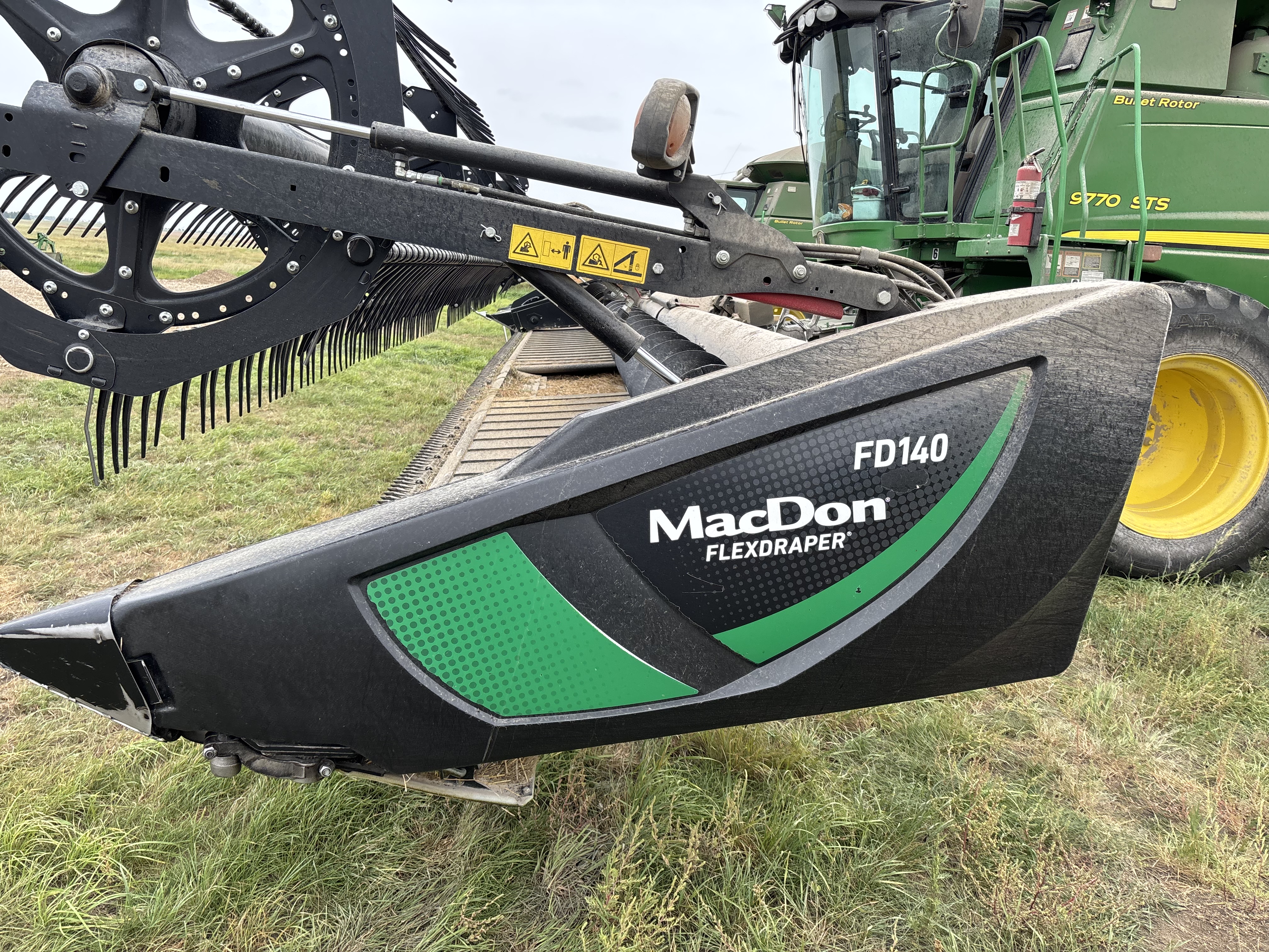 2020 MacDon FD140 Header Draper Flex
