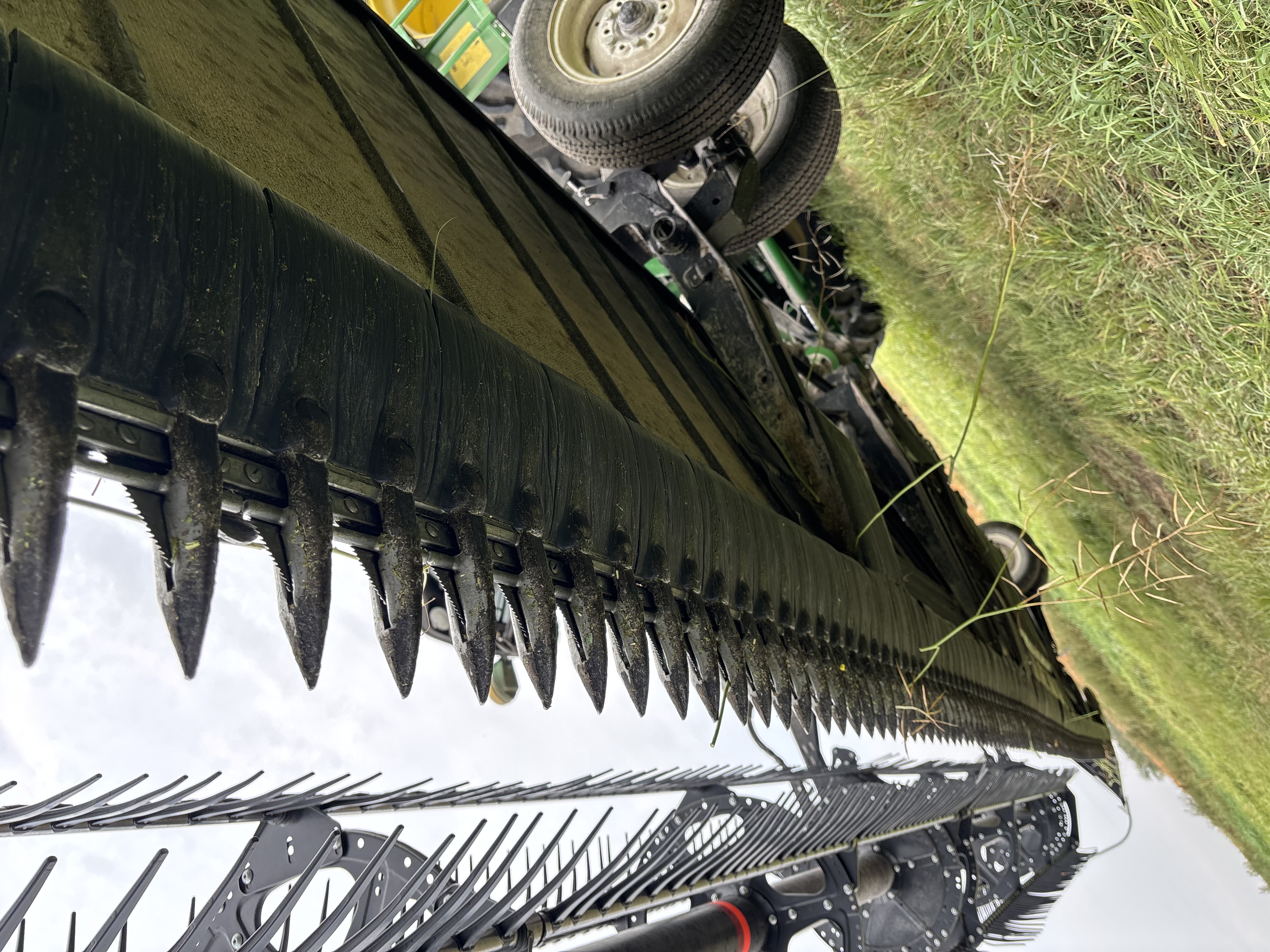 2018 MacDon FD140 Header Draper Flex