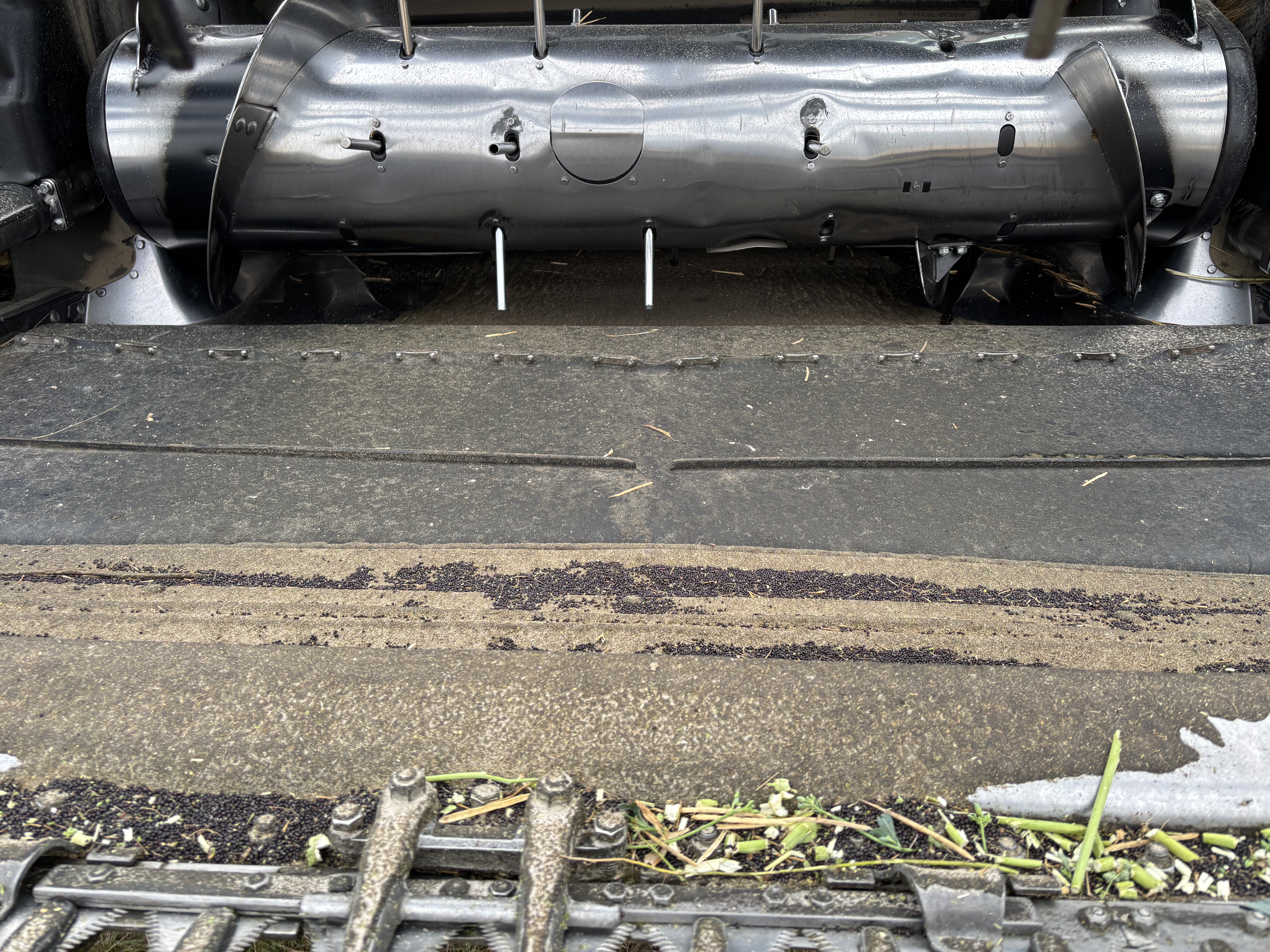 2018 MacDon FD140 Header Draper Flex