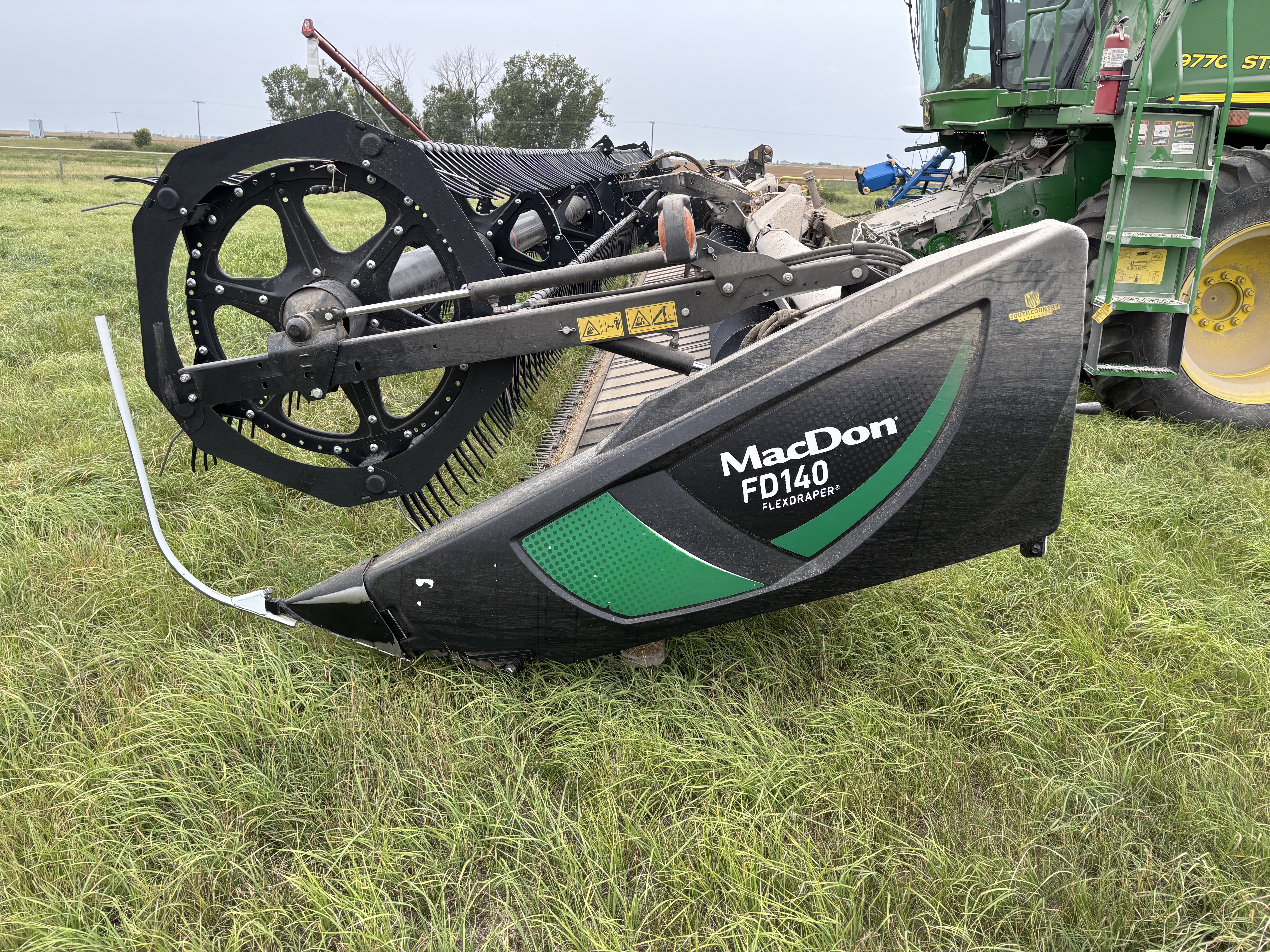 2018 MacDon FD140 Header Draper Flex