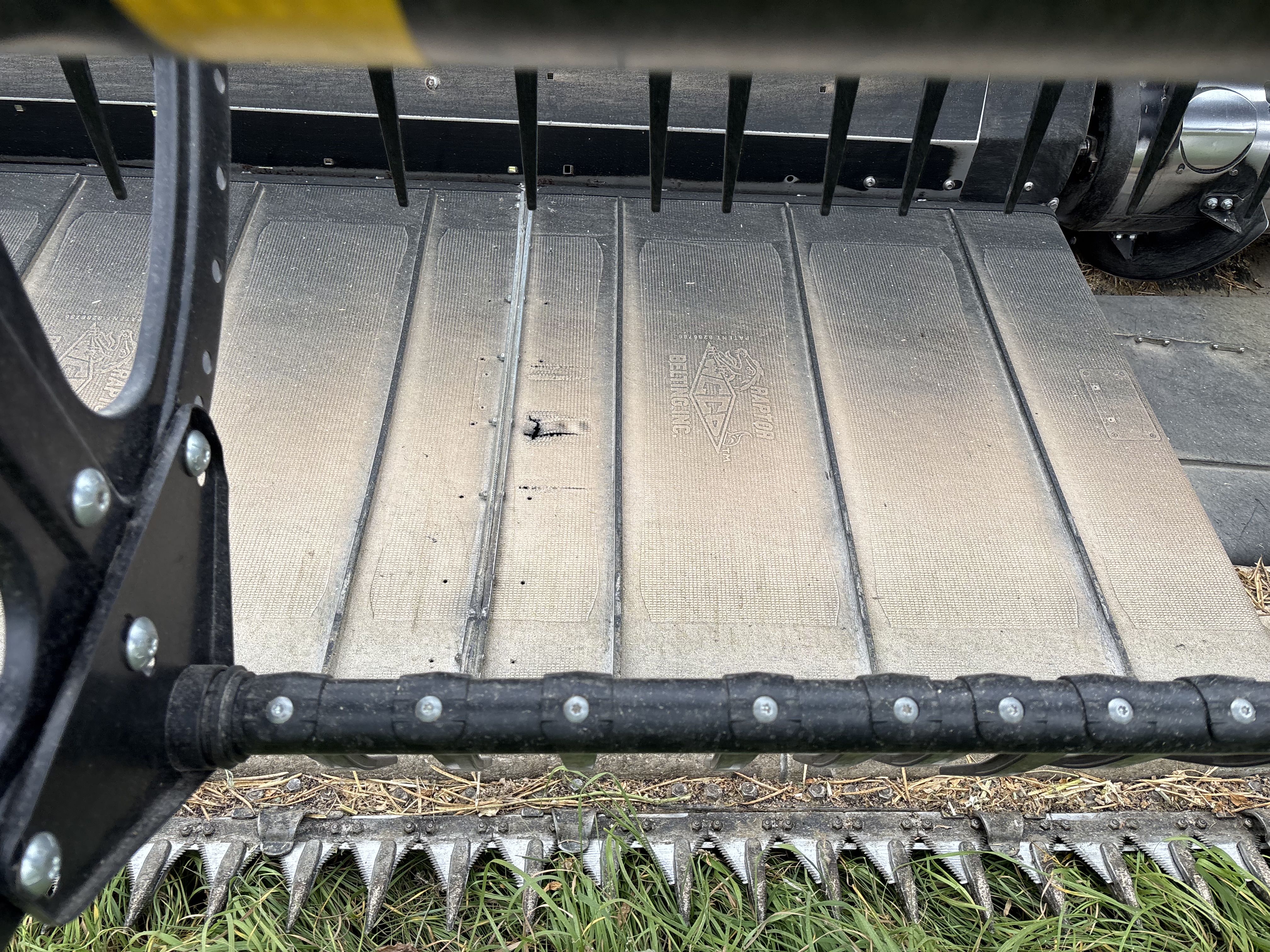 2018 MacDon FD140 Header Draper Flex