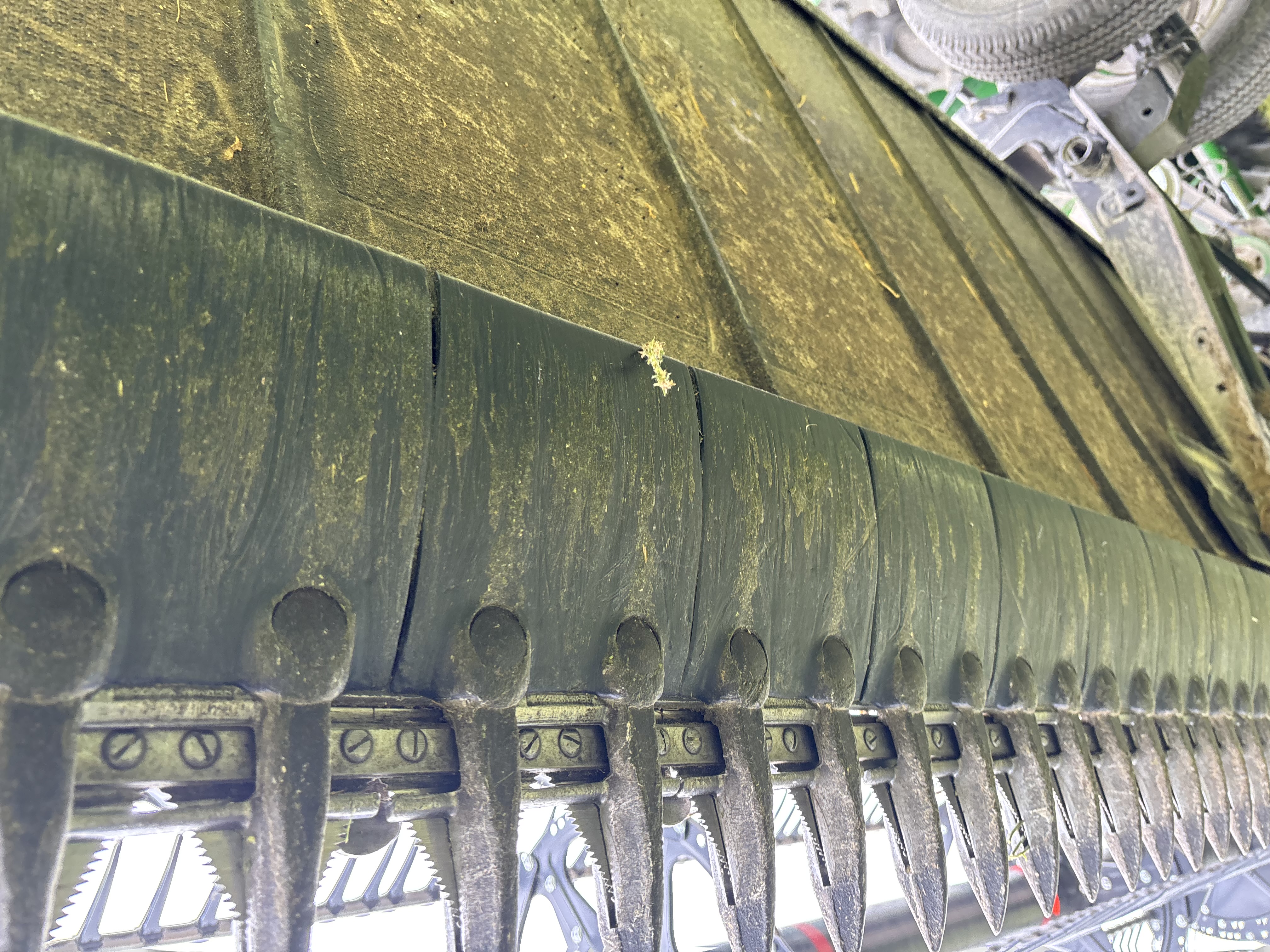 2018 MacDon FD140 Header Draper Flex