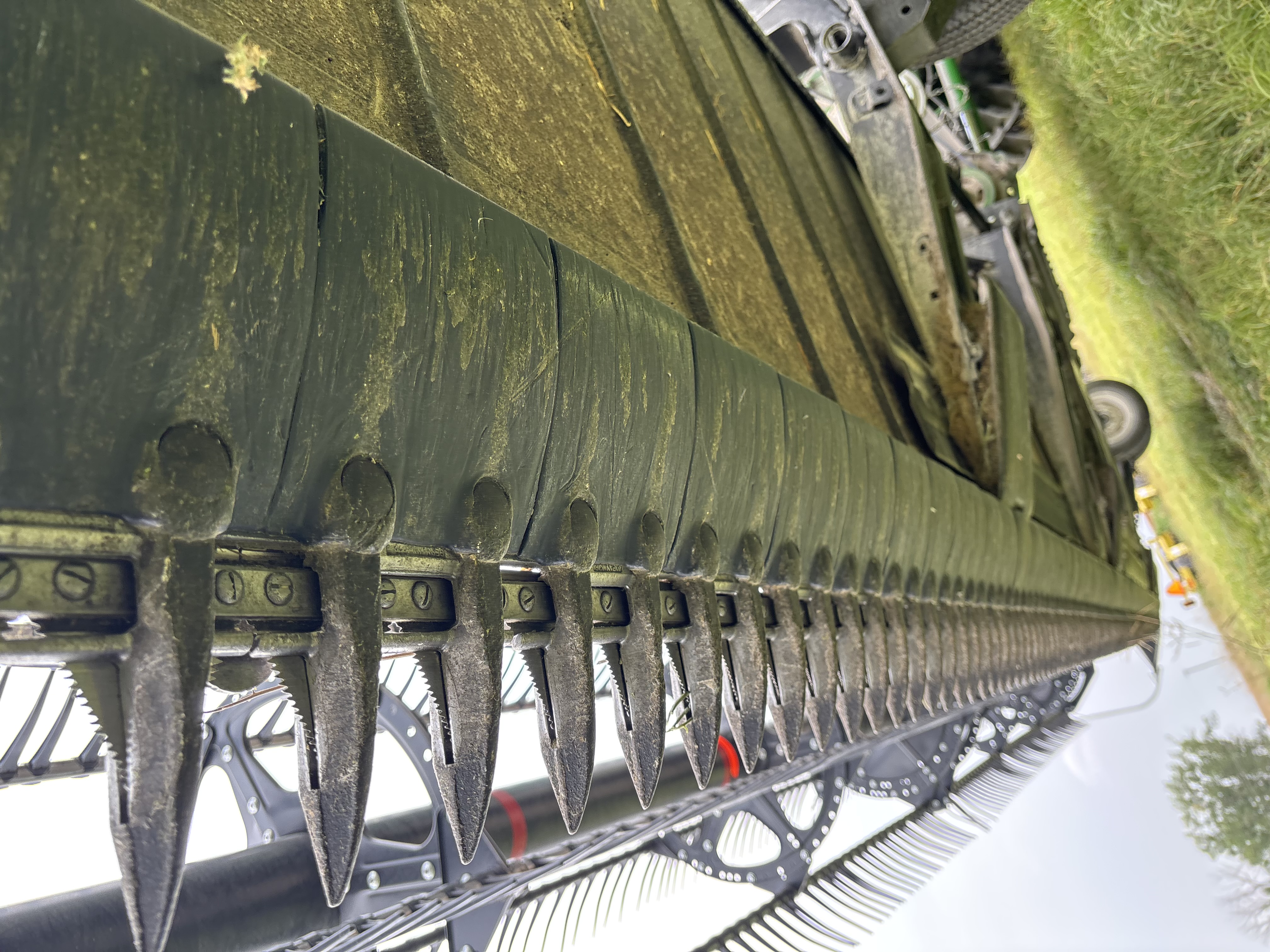 2018 MacDon FD140 Header Draper Flex