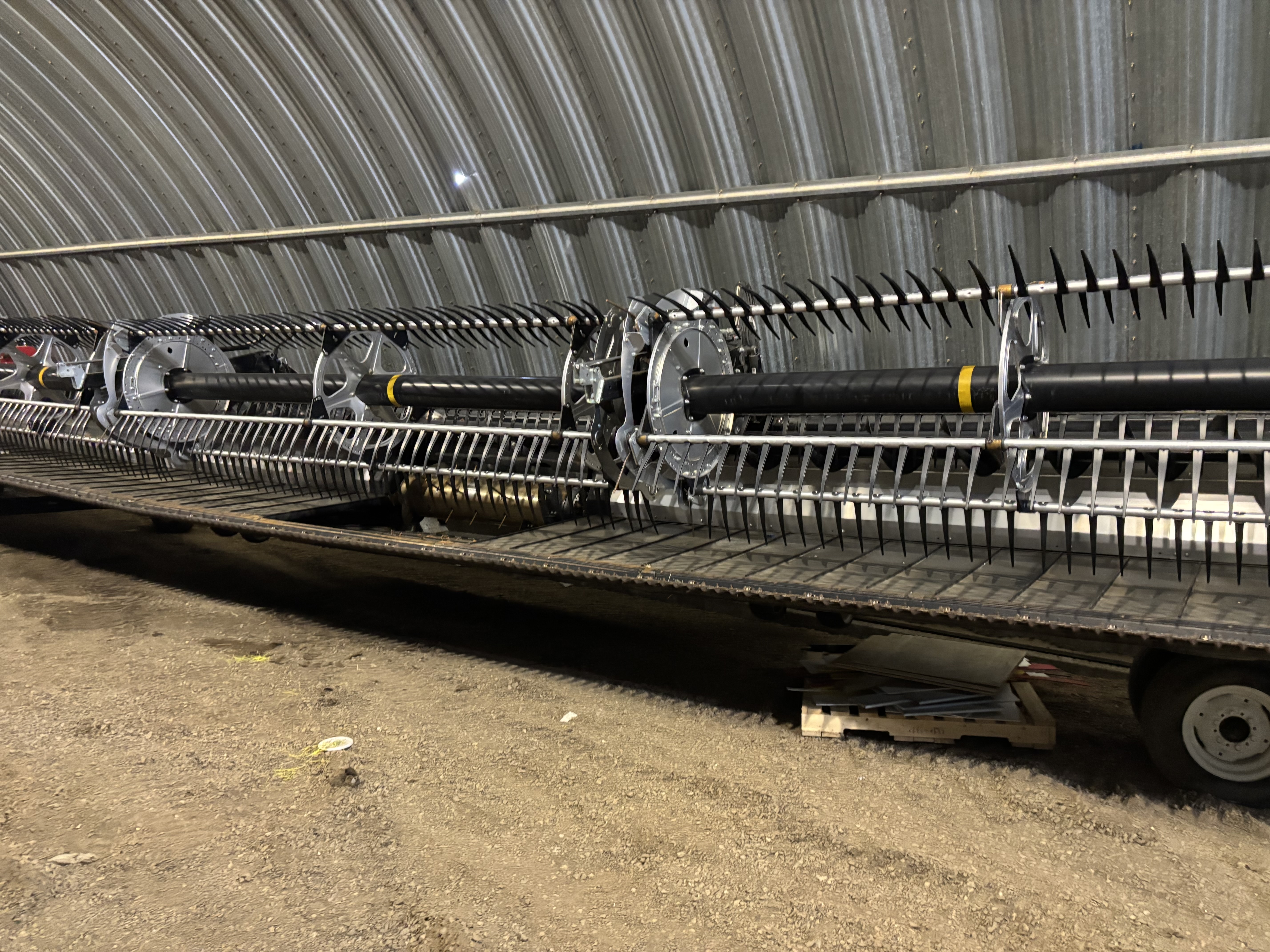 2022 MacDon FD250 Header Draper Flex