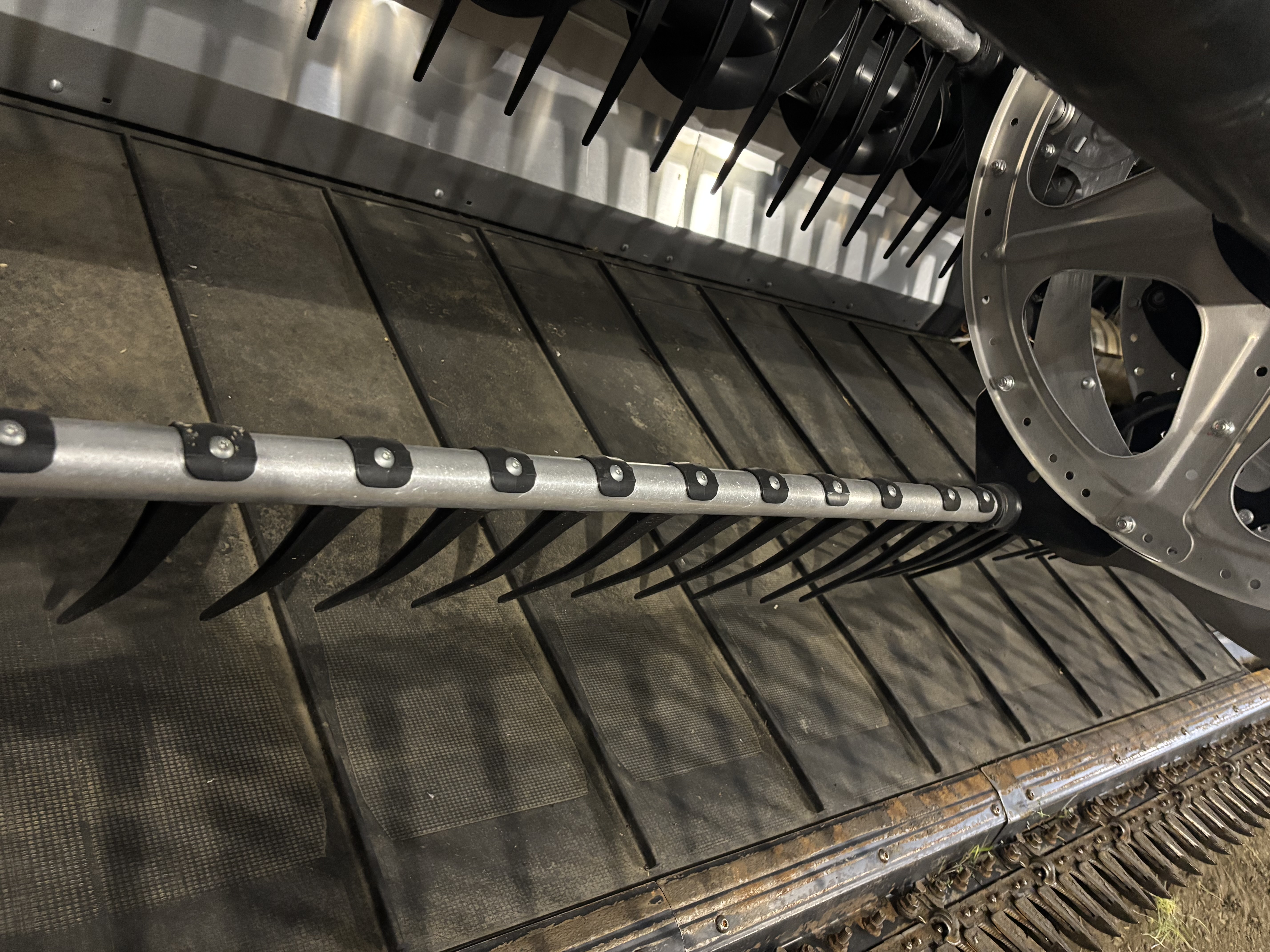 2022 MacDon FD250 Header Draper Flex