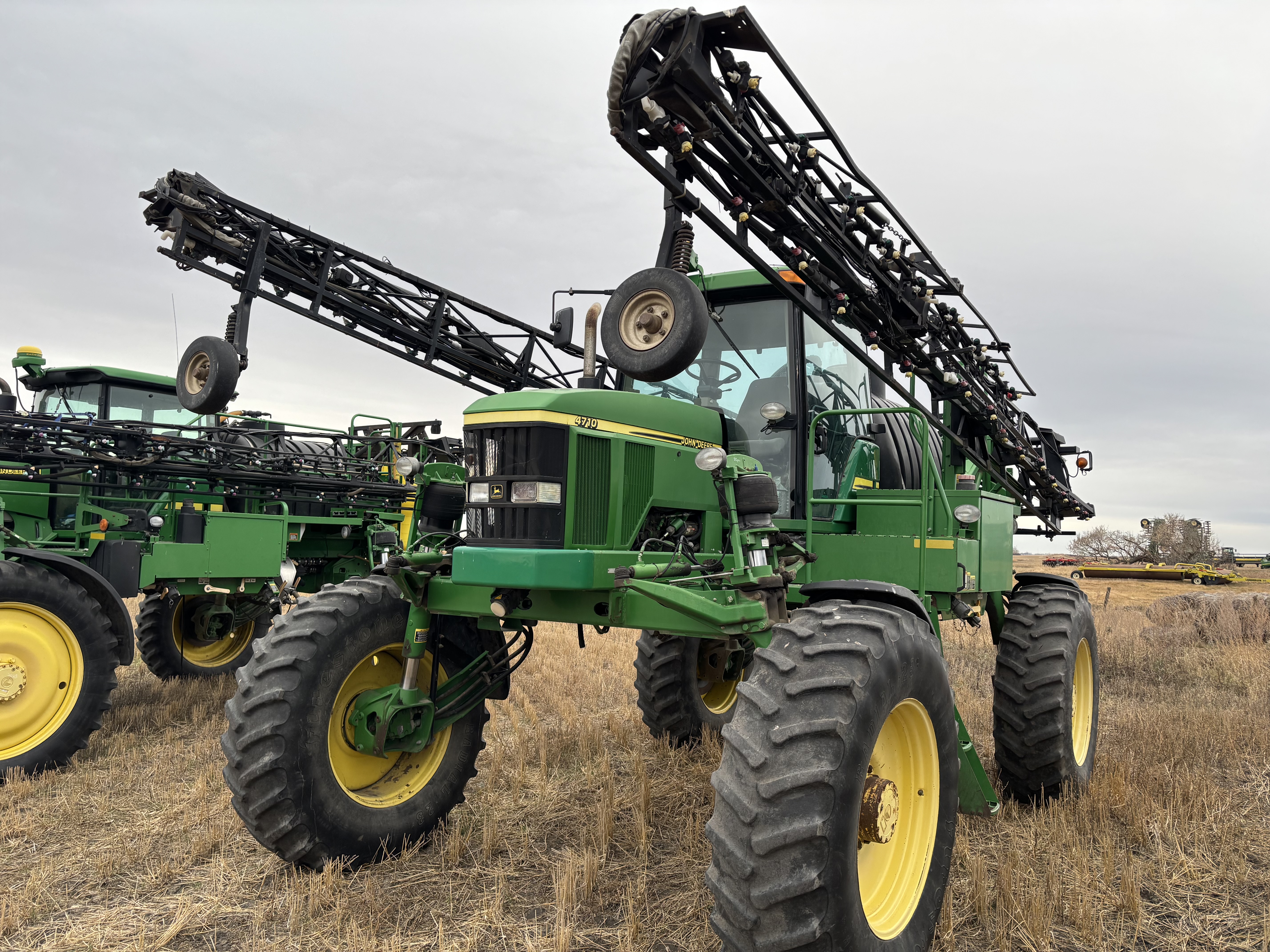 2001 John Deere 4710 Sprayer/High Clearance