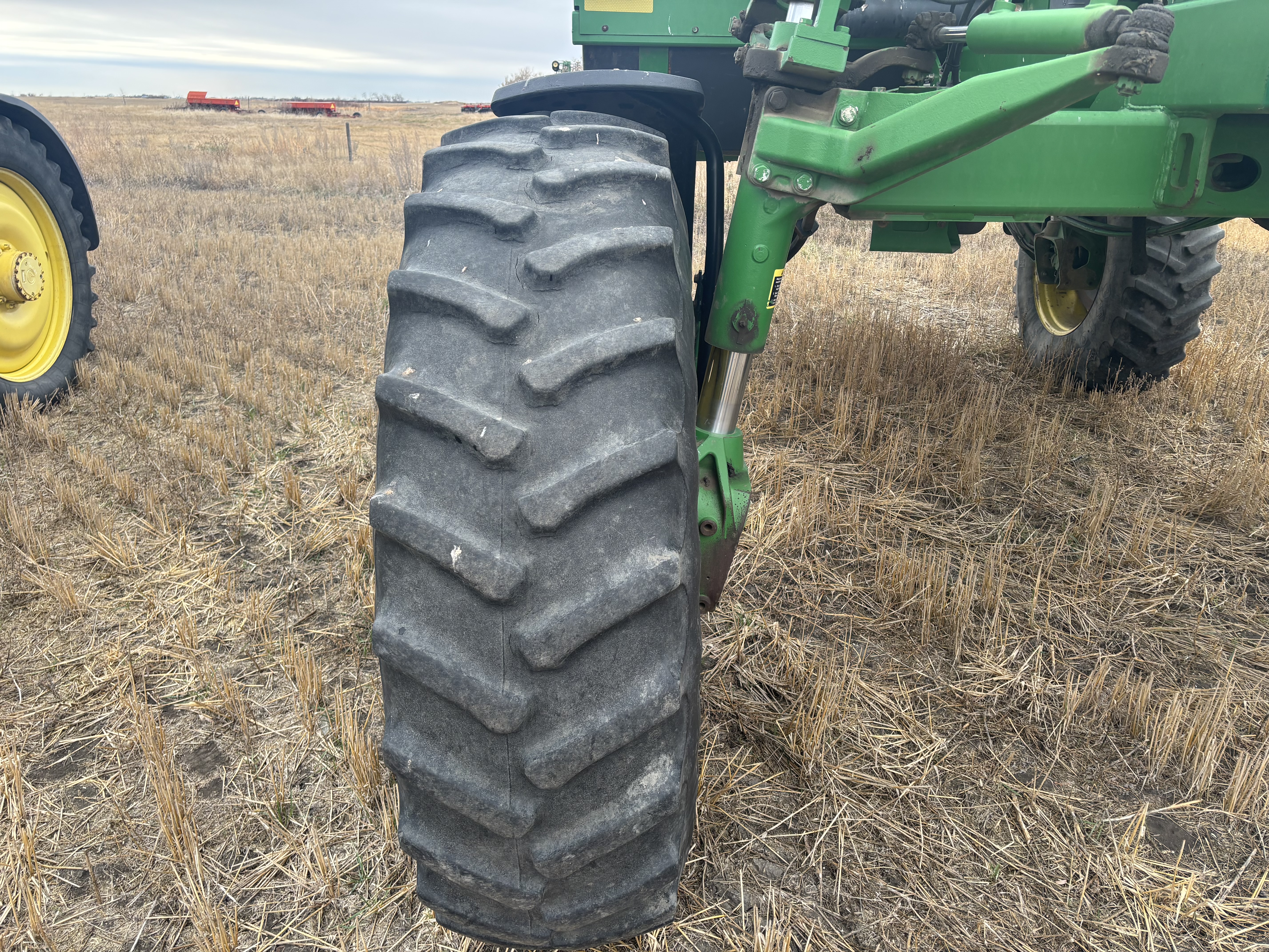 2001 John Deere 4710 Sprayer/High Clearance