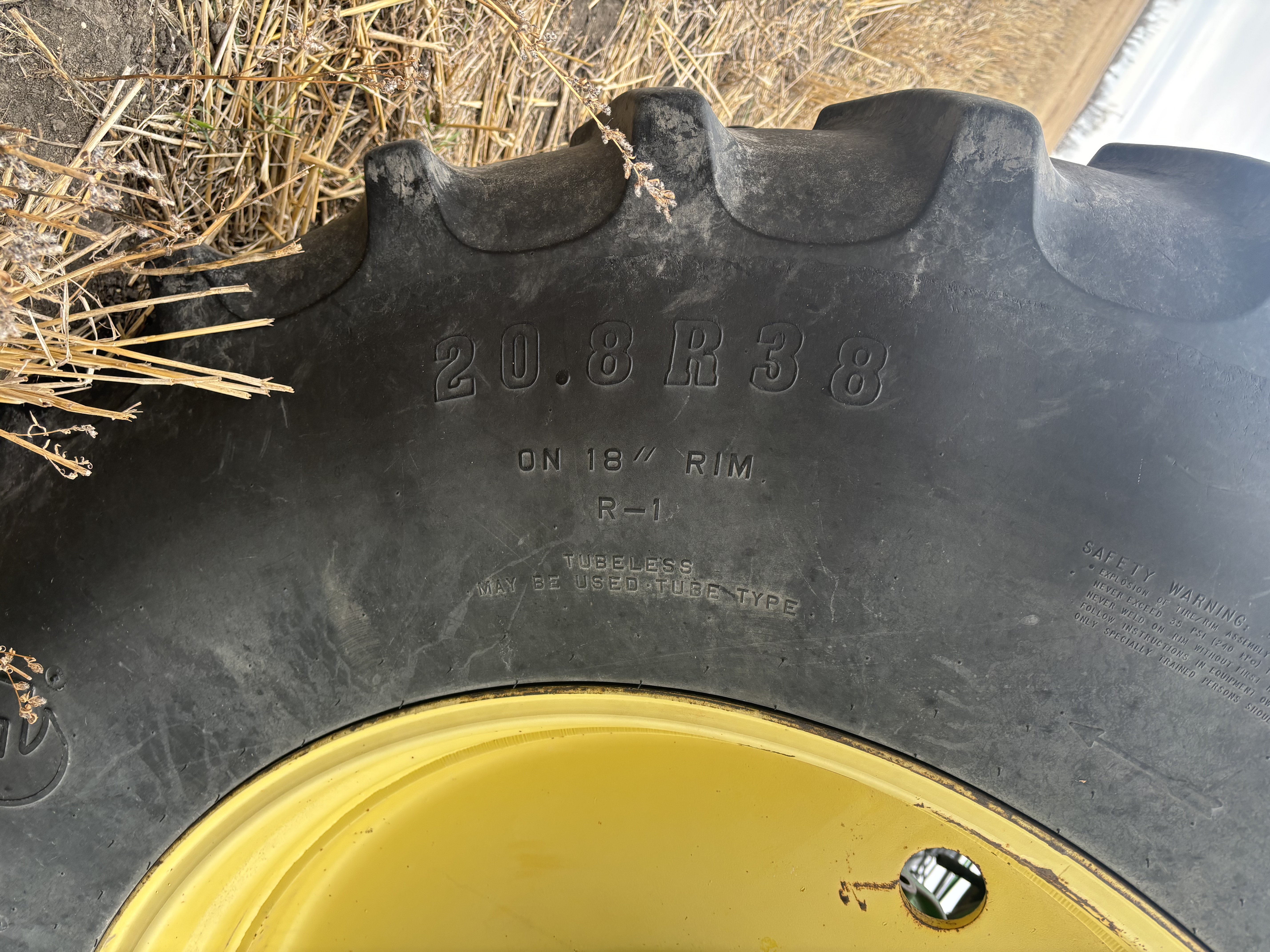 2001 John Deere 4710 Sprayer/High Clearance