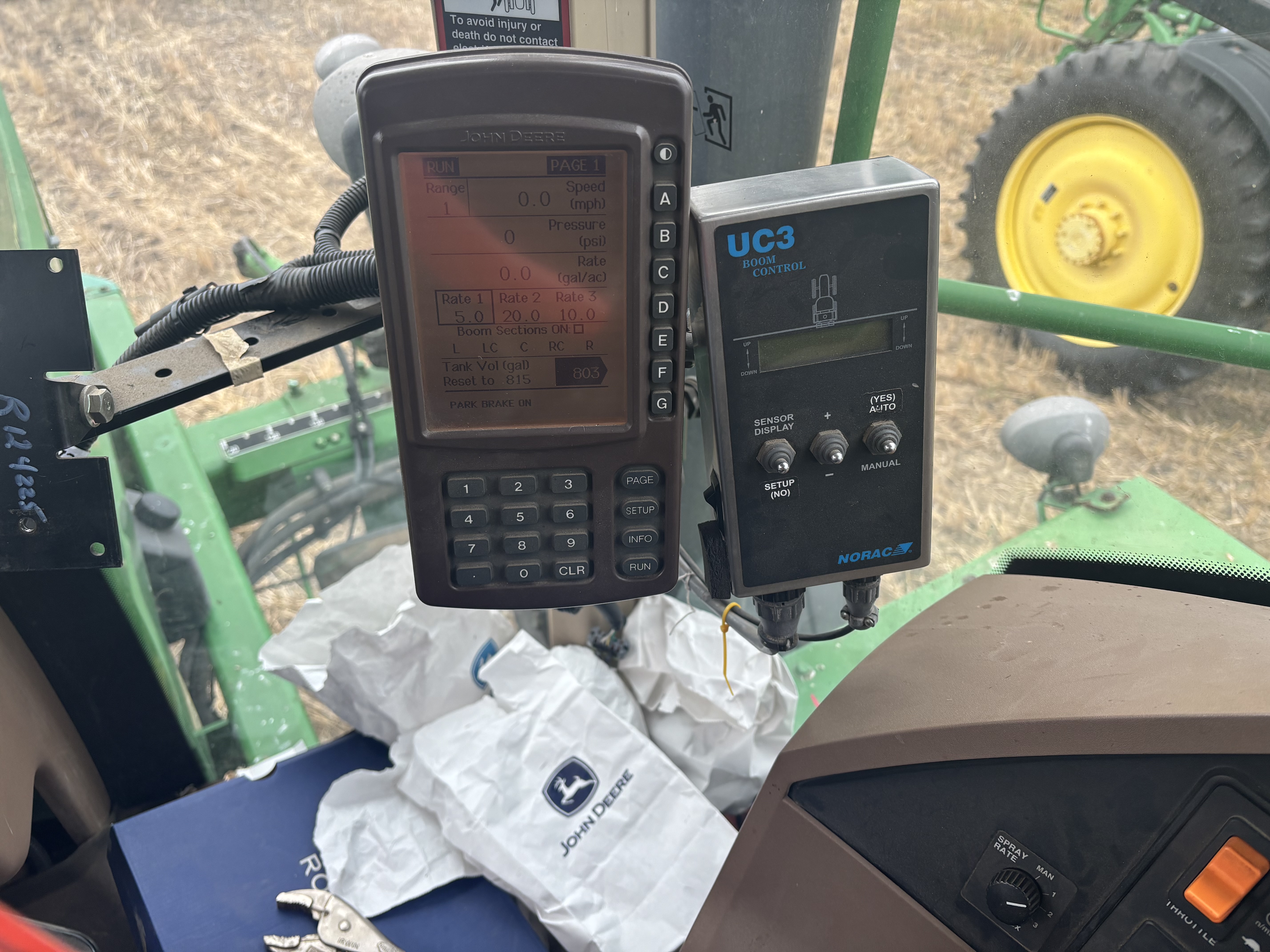 2001 John Deere 4710 Sprayer/High Clearance