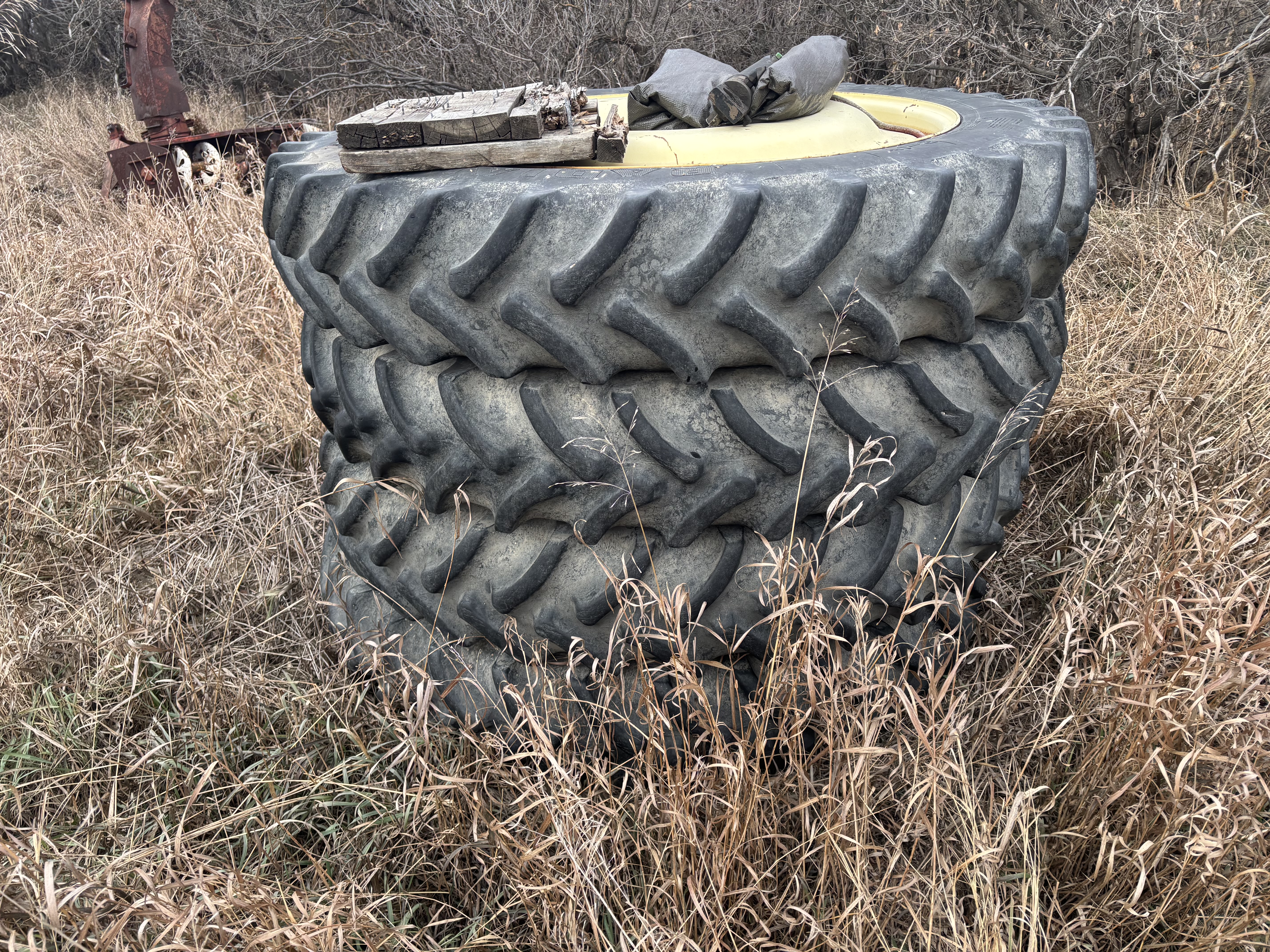 2001 John Deere 4710 Sprayer/High Clearance