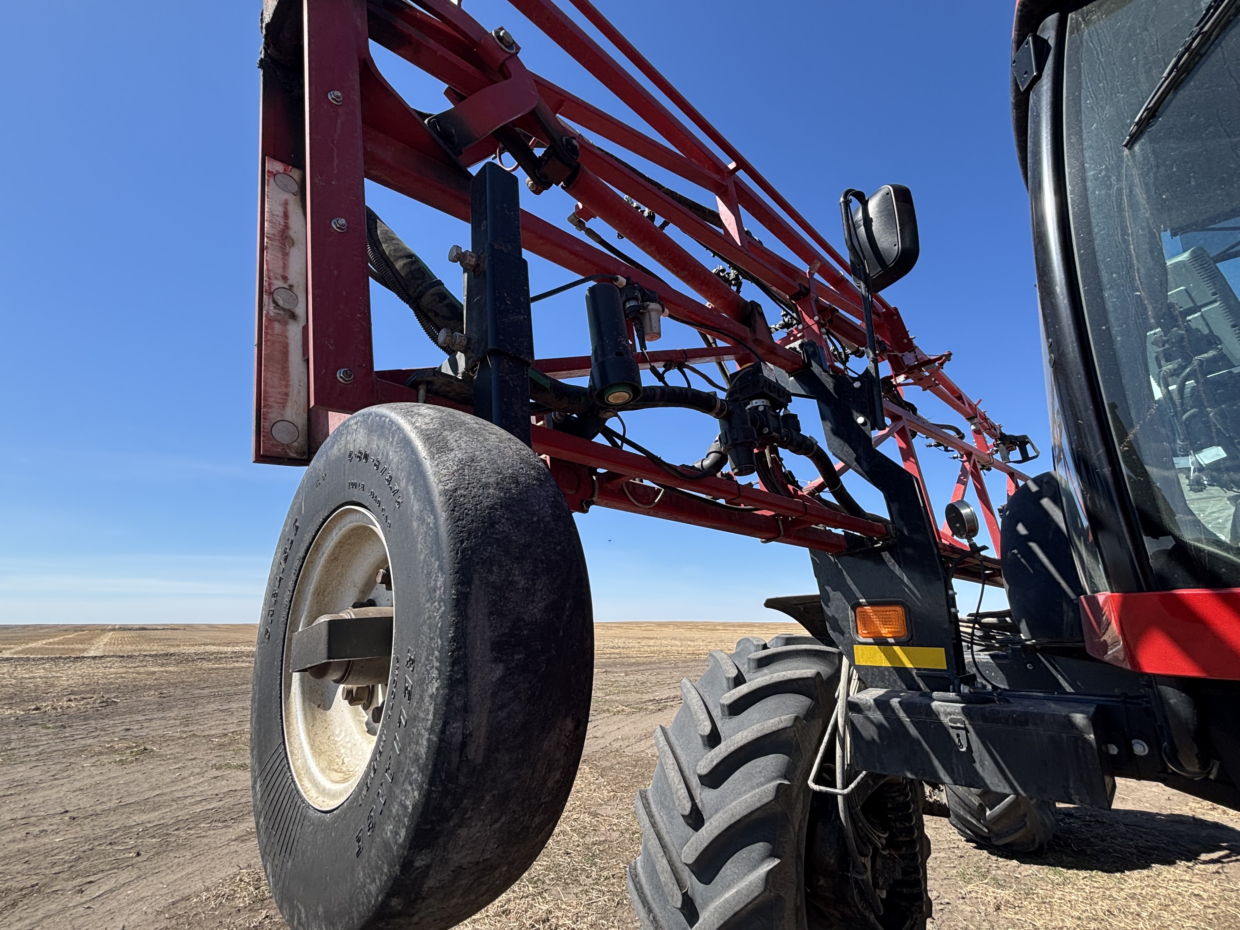 2012 Case IH Patriot 3330 Sprayer/High Clearance