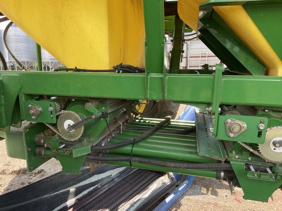 2013 John Deere 1870 Air Seeder