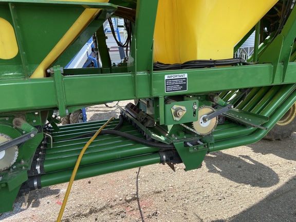 2013 John Deere 1870 Air Seeder