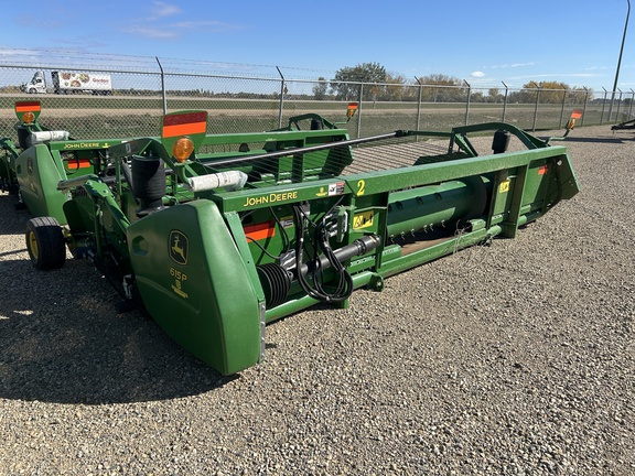 2016 John Deere 615P Header Combine