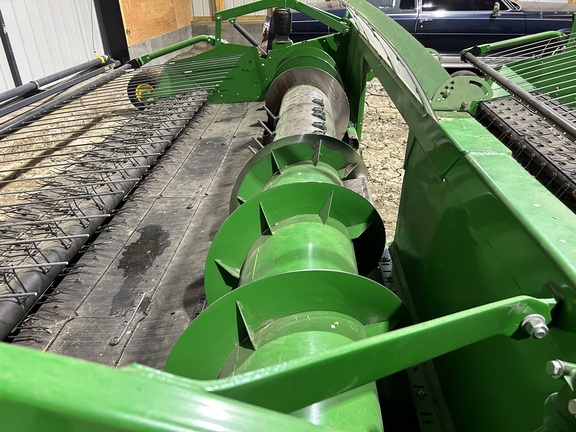 2015 John Deere 615P Header Combine