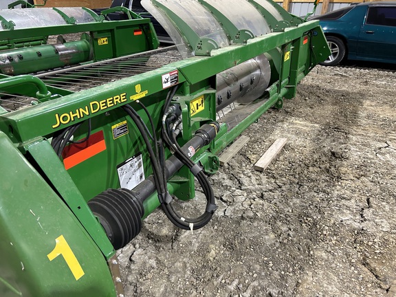 2015 John Deere 615P Header Combine