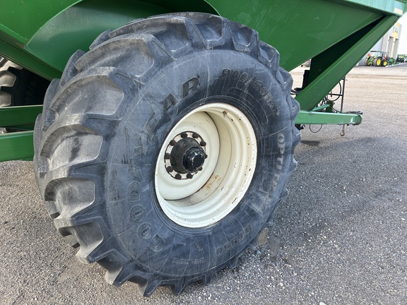 2009 J&M 1150-22S Grain Cart