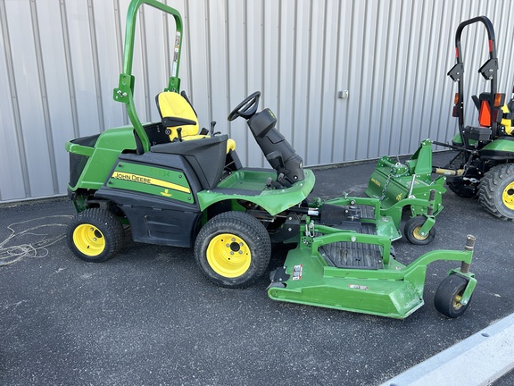 2017 John Deere 1550 4WD TerrainCut Mower/Front Deck