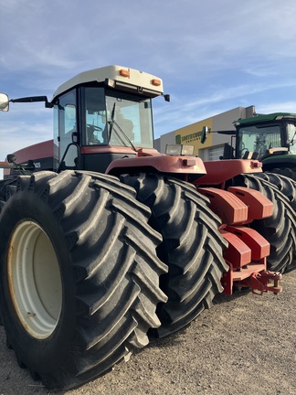 2004 Versatile 2425 Tractor 4WD