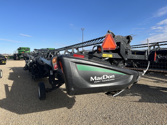 2017 MacDon FD75-45 Header Combine