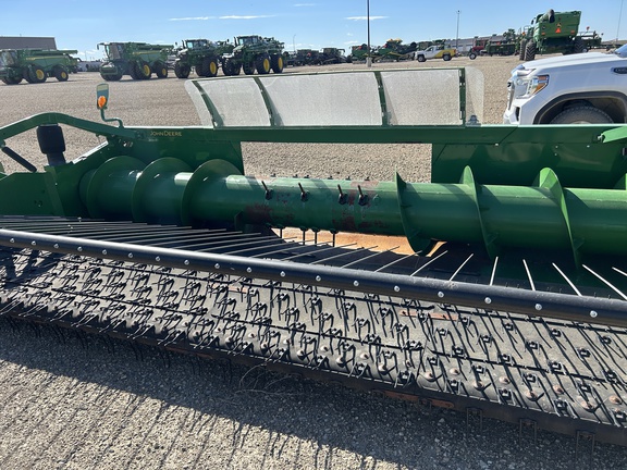 2018 John Deere 615P Header Combine