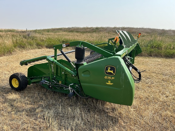 2014 John Deere 615P Header Combine