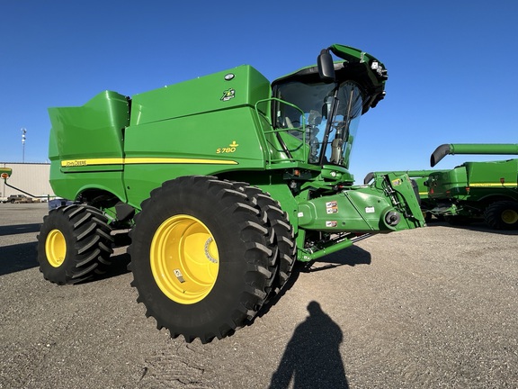 2022 John Deere S780 Combine