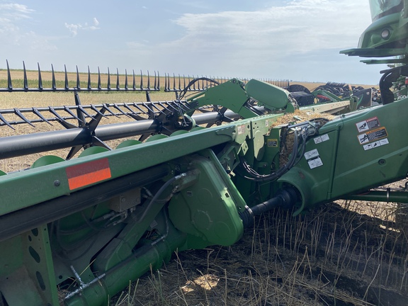 2017 John Deere 645FD Header Combine