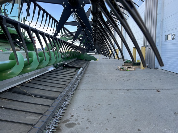 2022 John Deere RD40F Header Combine