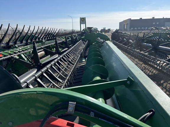 2022 John Deere RD40F Header Combine