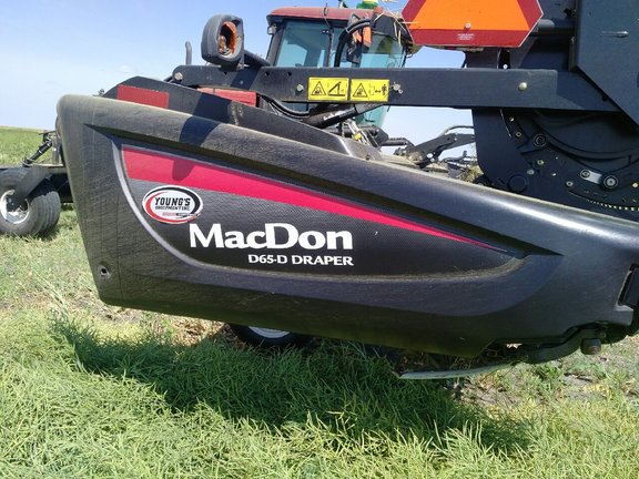 2013 MacDon M205 Windrower