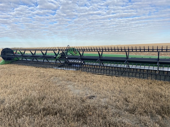 2018 John Deere 645FD Header Combine