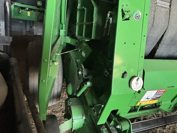 2018 John Deere 560R Baler/Round