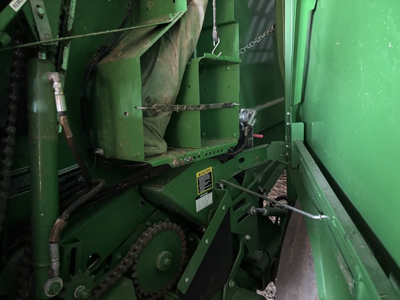 2018 John Deere 560R Baler/Round