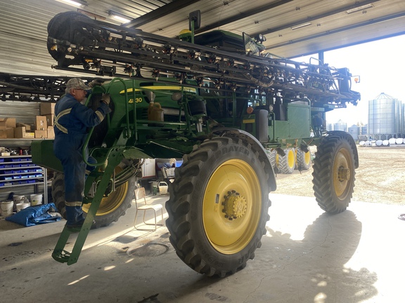2009 John Deere 4830 Sprayer/High Clearance