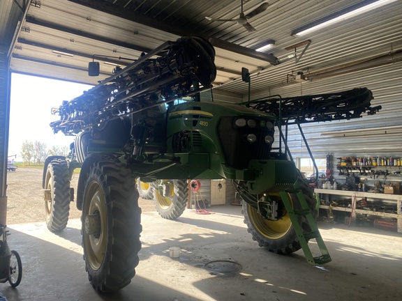 2009 John Deere 4830 Sprayer/High Clearance