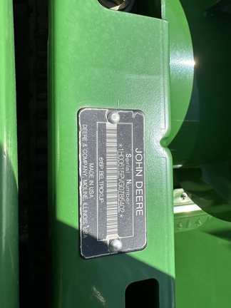 2016 John Deere 615P Header Combine