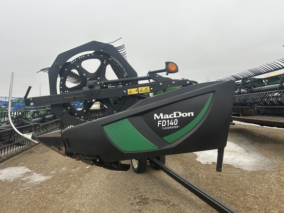 2018 MacDon FD140 Header Combine