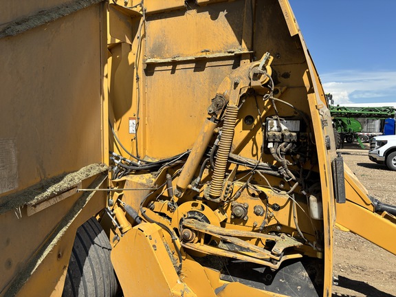 2015 Vermeer 605N Baler/Round