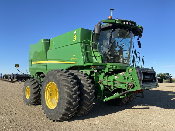 2019 John Deere S780 Combine