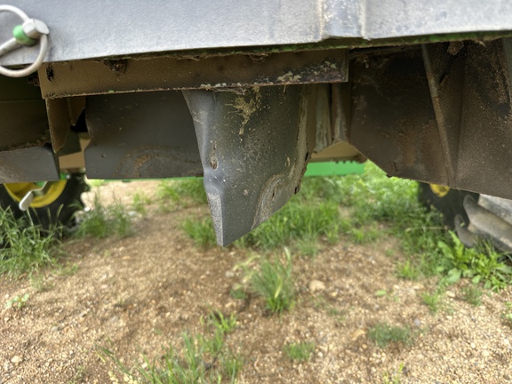 2016 John Deere S670 Combine