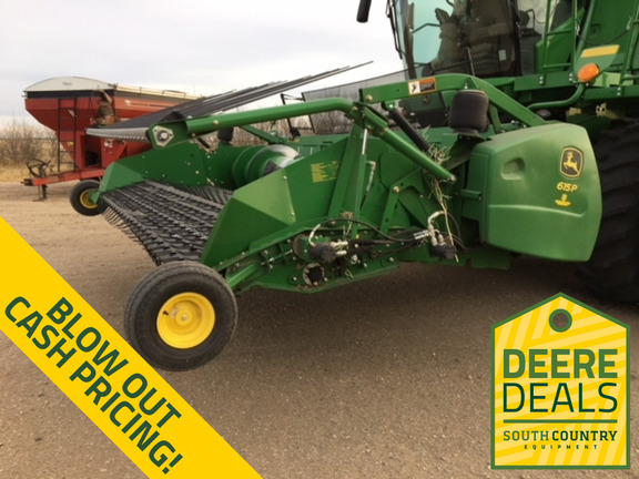 2016 John Deere 615P Header Combine