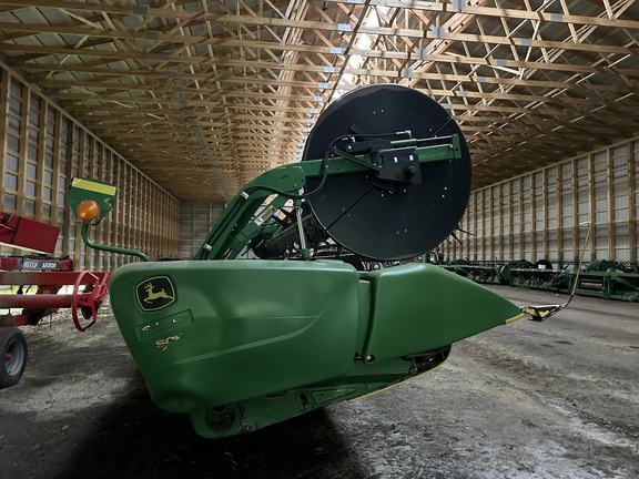 2013 John Deere 640FD Header Combine