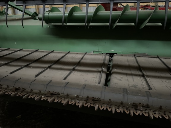 2013 John Deere 640FD Header Combine