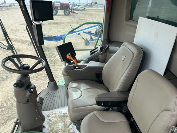 2022 John Deere S780 Combine