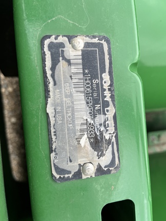 2015 John Deere 615P Header Combine