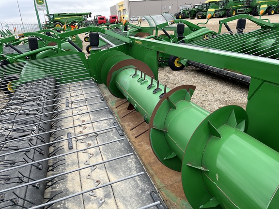 2019 John Deere 615P Header Combine