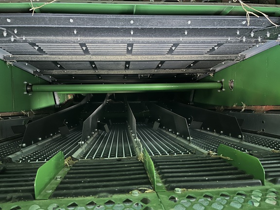 2023 John Deere X9 1100 Combine