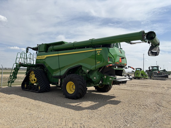 2023 John Deere X9 1100 Combine